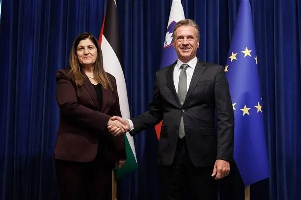 Shaheen se reunió con el Primer Ministro de Eslovenia, Golube