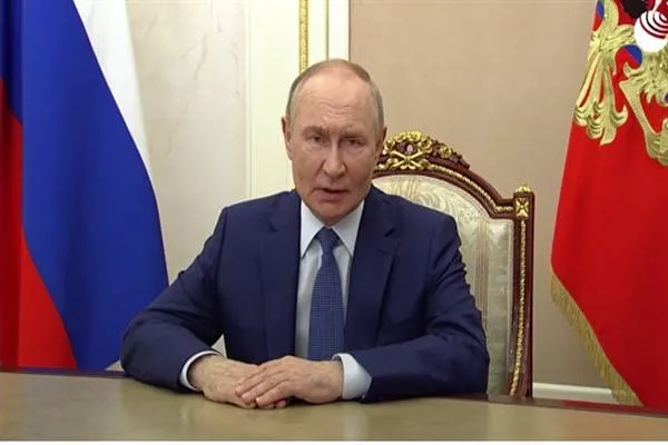 Putin calls for halting attempts to interfere in Russia’s internal affairs