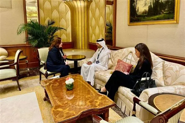 Al Hanzab held bilateral meetings in Kuwait