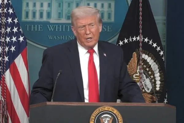 Trump spune înaintea vizitei la Davos că „nu mai există cale de întoarcere” în privința Groenlandei