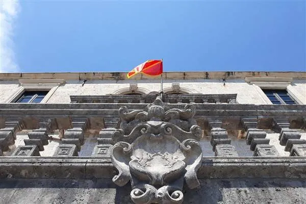 Banka Investîsyona Ewropî di Montenegro de ofîsek vekir