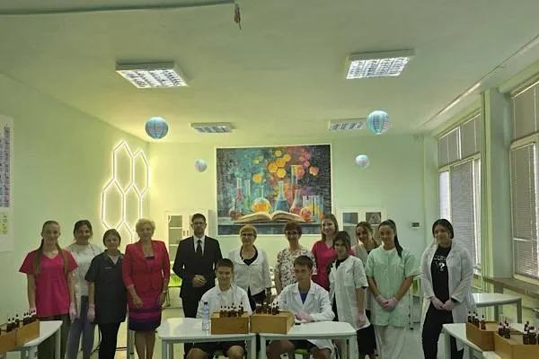 Students from Pleven showcase projects in chemistry and software technologies