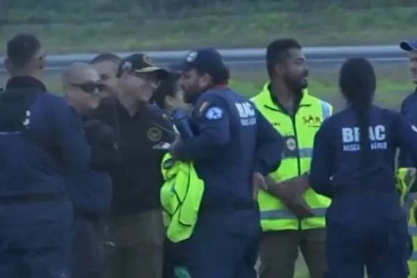 Passenger plane crashes in Colombia: 15 dead