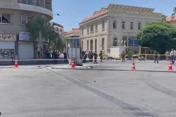 Di teqînên Şamê de 36 kes birîndar bûn