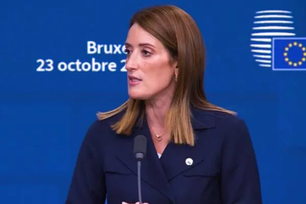Metsola : l’UE est parvenue à un accord sur l’aviation renforçant les droits des passagers
