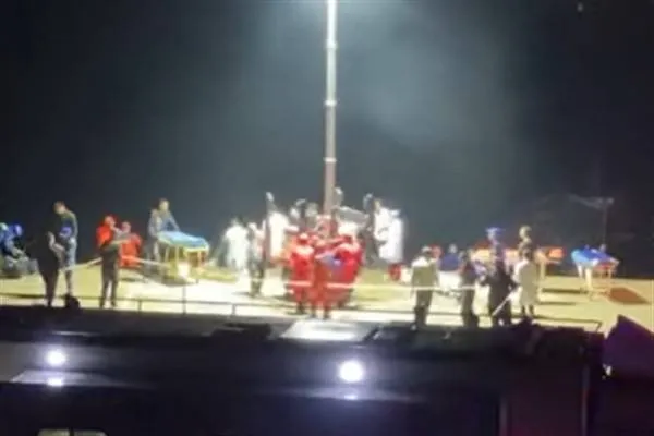 Tourist boats capsize in China: Nine dead, one missing
