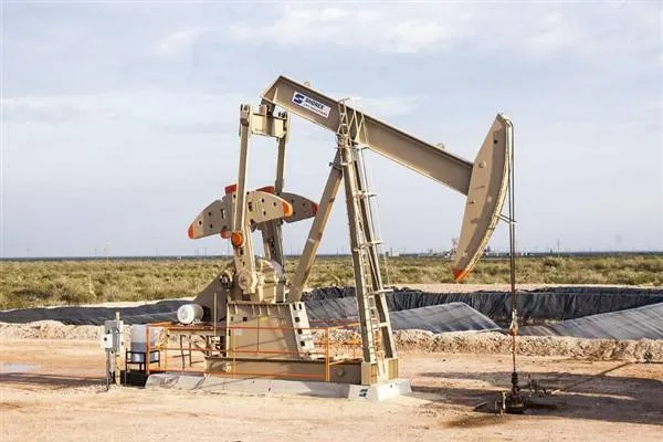 Bihayên petrol û gaza xwezayî bilind bûn