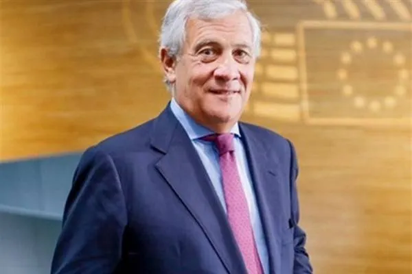 Tajani: messaggio di cooperazione economica a Cipro