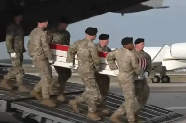 Gli Stati Uniti hanno colpito obiettivi ritenuti appartenenti all’ISIS in Siria