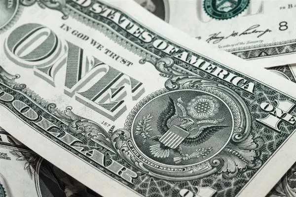 Dollar gained strength in currency markets
