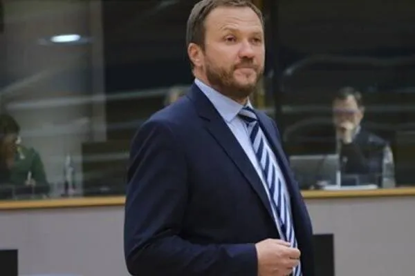 Tsahkna: We will not allow Ukraine to fall