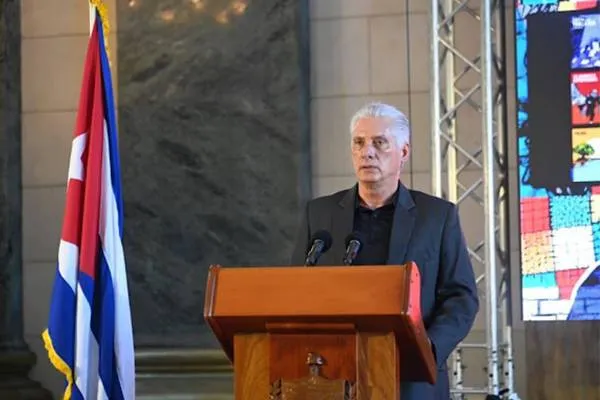 Bermudez: We presented the national flag to the Cuban delegation