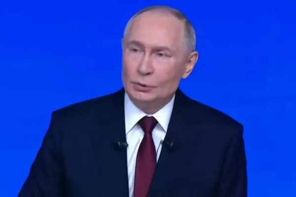Putin: se l’Occidente rispetta la Russia, non ci saranno altre guerre