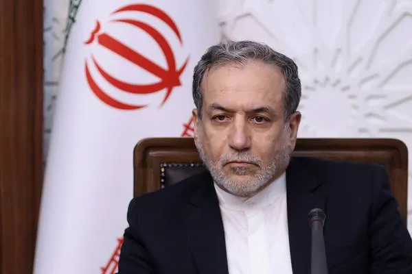 Araghchi: Verbrechen gegen das iranische Volk werden nicht unbeantwortet bleiben