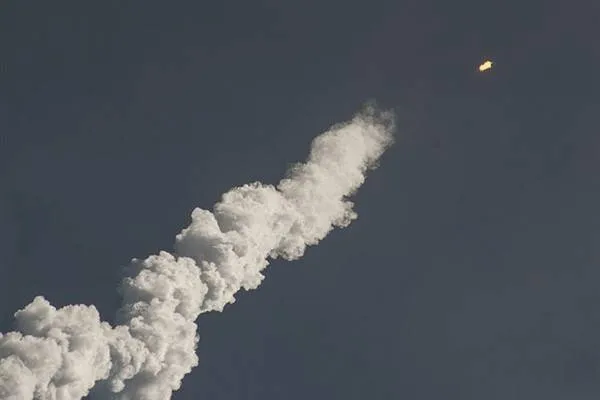 Иран извършва нападение срещу Израел