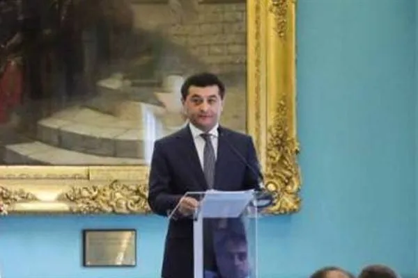 Ministrul de Externe al Uzbekistanului, Saidov, s-a întâlnit cu omologul său malaezian Hasan