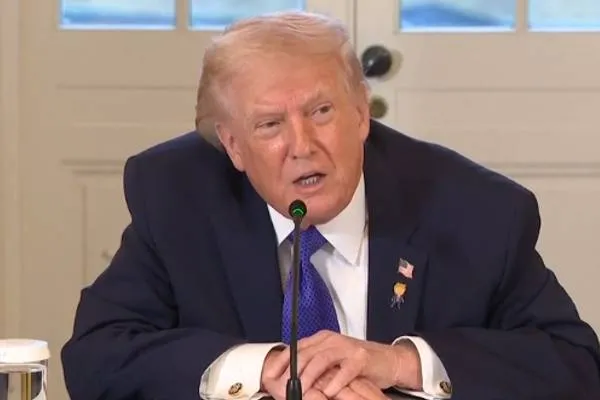 Tramp ji bo ku Rûsya û Çîn Qrenlandê êle nekevin, Qrenlandê dixwaze