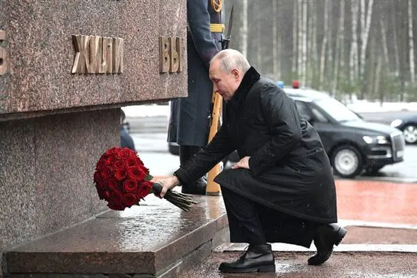 Putin attended the anniversary events of the lifting of the Siege of Leningrad