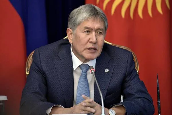 Hemû nîşanên dewletî yên serokê berê yê Qirgizistanê Atambayev hatin vegerandin