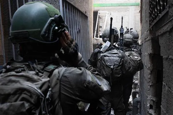 IDF: 55 de persoane căutate au fost arestate în Iudeea și Samaria