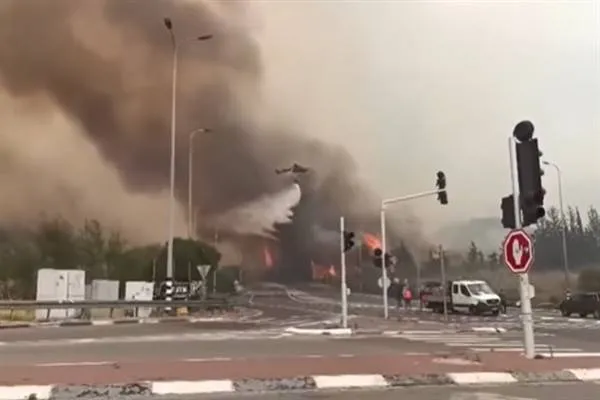 Wildfires Outside Jerusalem Trigger Evacuations and Road Closures