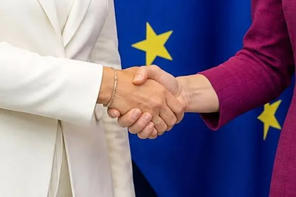 Kallas meets with Hungarian Foreign Minister Orbán