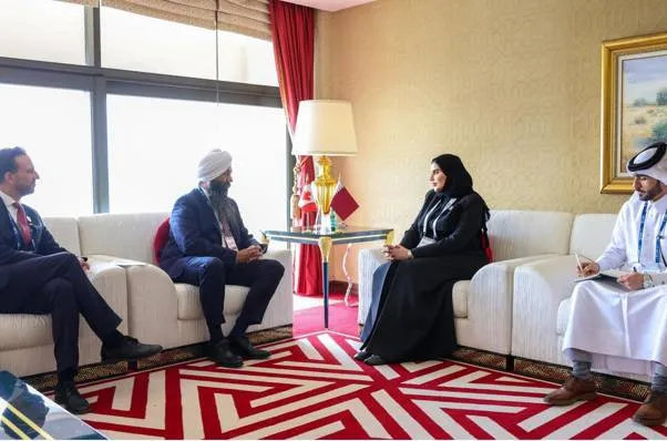 Al Misnad continues her meetings at the Doha Forum