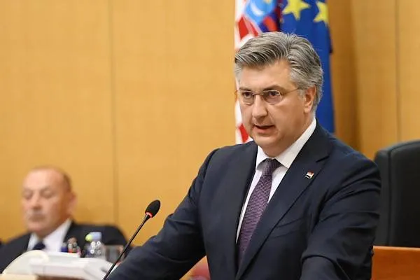 Plenkovic: Rendiamo omaggio alle 1.725 persone scomparse
