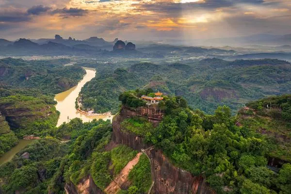 La Cina si distingue nella protezione dei siti del patrimonio naturale mondiale
