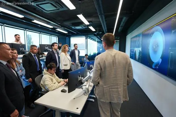 Lanciati nello spazio 10 satelliti sviluppati dalla società bulgara EnduroSat