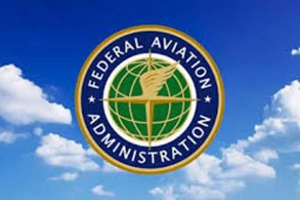 Въздушното пространство около летището в Елт Пасо, Тексас, е затворено за 10 дни