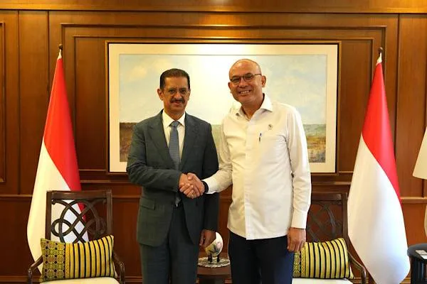 Al Khater meets with Deputy Foreign Ministers of the Republic of Indonesia