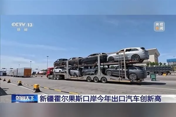 Exporturile de automobile prin punctul de frontieră Khorgos cresc rapid