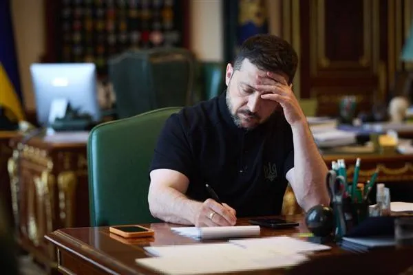 Zelenski habló con el presidente del Consejo de la UE, Costa