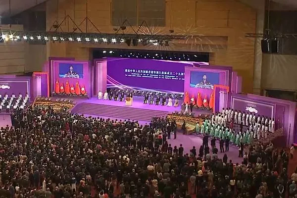 香港で祖国復帰29周年を祝う式典が開催