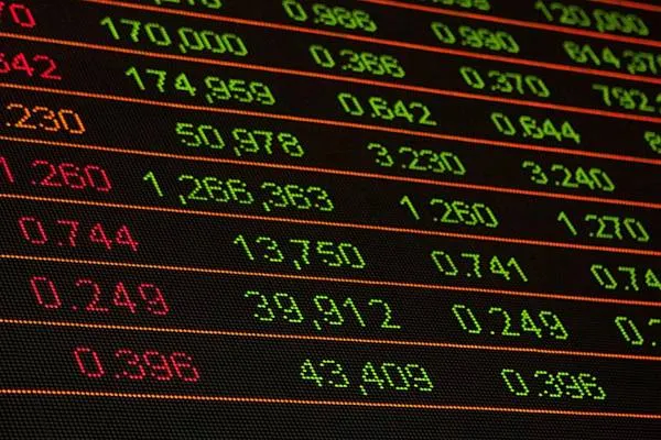 Decline dominates US stock markets
