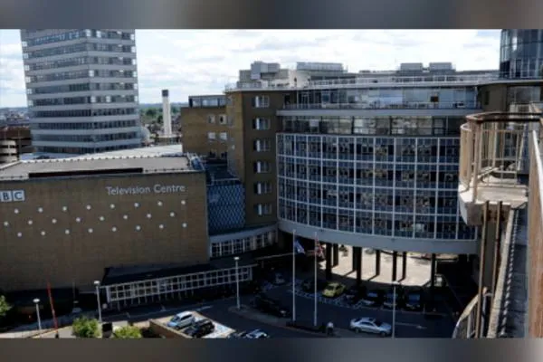 La BBC chiede il rigetto della causa di risarcimento di Trump