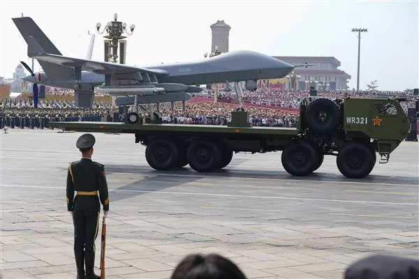 Xi invita ad accelerare la modernizzazione della difesa nazionale e delle forze armate
