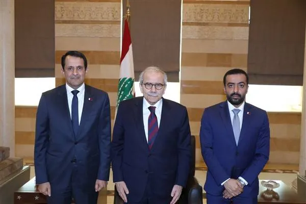 Il Primo Ministro libanese Salam ha incontrato l'ambasciatore del Qatar Al Thani