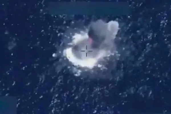 Dewletên Yekbûyî 14 kes li ser dora çar keştiyên narkotîk li Pasîfîkê kuştin