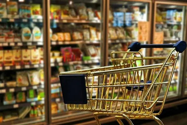 رئيس وزراء نيوزيلندا لوكسون: نحن نزيل العقبات