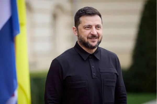 Zelensky: Lo sviluppo delle capacità tecnologiche di difesa dell'Ucraina è la massima priorità