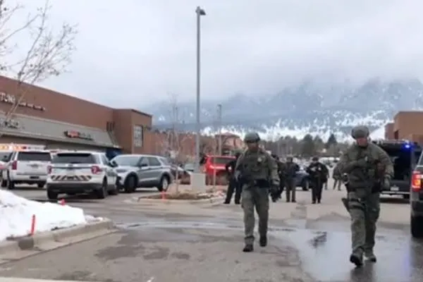 Kanadada məktəb hücumunda 10 nəfər öldü