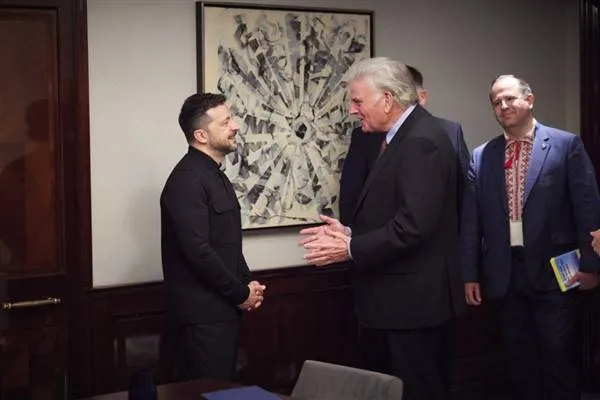 Ukrainian President Zelensky meets with Franklin Graham