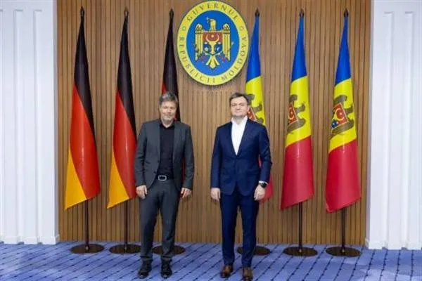 ראש ממשלת מולדובה רקיאן נפגש עם סגן ראש הממשלה הגרמני הבק