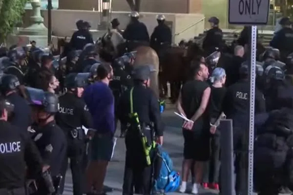 Protests Against Immigration Raids Spread Across the U.S.