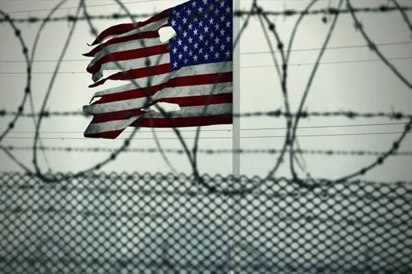 האסירים בגואנטנמו מובאים לפני המשפט