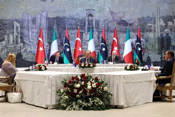 الرئيس أردوغان يلتقي ميلوني والدبيبة
