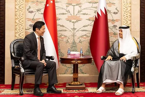 قطر و سنگاپور درباره همکاری‌های اقتصادی و سرمایه‌گذاری گفت‌وگو کردند