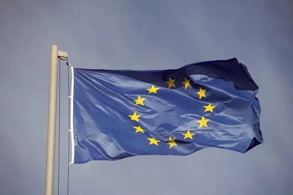 Kos ha incontrato il ministro britannico per gli Affari europei Doughty